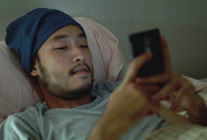 「今天一定早睡」卻又破功？醫揪「1關鍵」害你愈晚愈清醒  一票人都中了