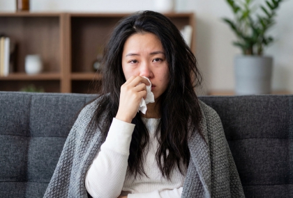 一邊鼻子總不通？醫揭「鼻中膈彎曲5警訊」  恐害失眠又頭痛