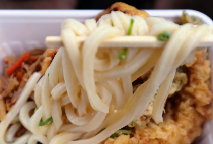 天熱吃涼麵注意！超商「這1款」驗出沙門氏桿菌  買回家1動作很重要